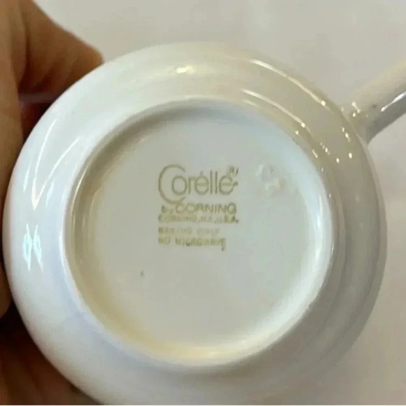 Vintage Corelle Corningware Wildflower Four Cup Set with Saucer Plates - Picture 5 of 5